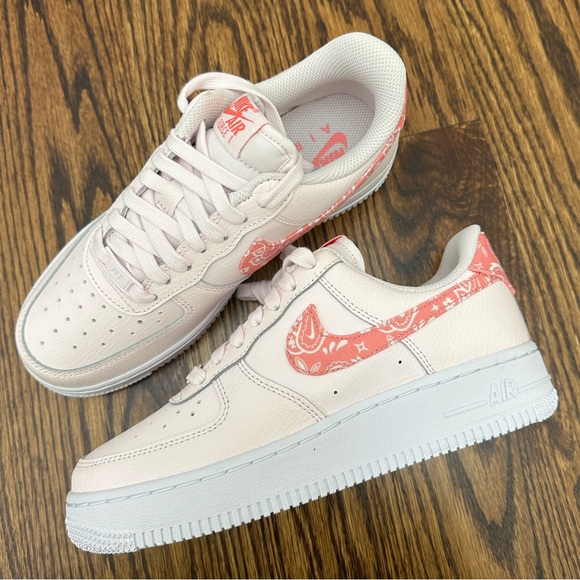 Air Force 1 6W ‘Pink Paisley’ - Picture 2 of 2